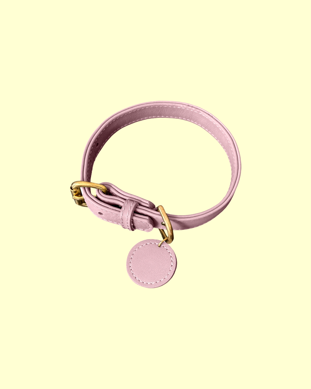 Collar in [ strawberry icecream ]